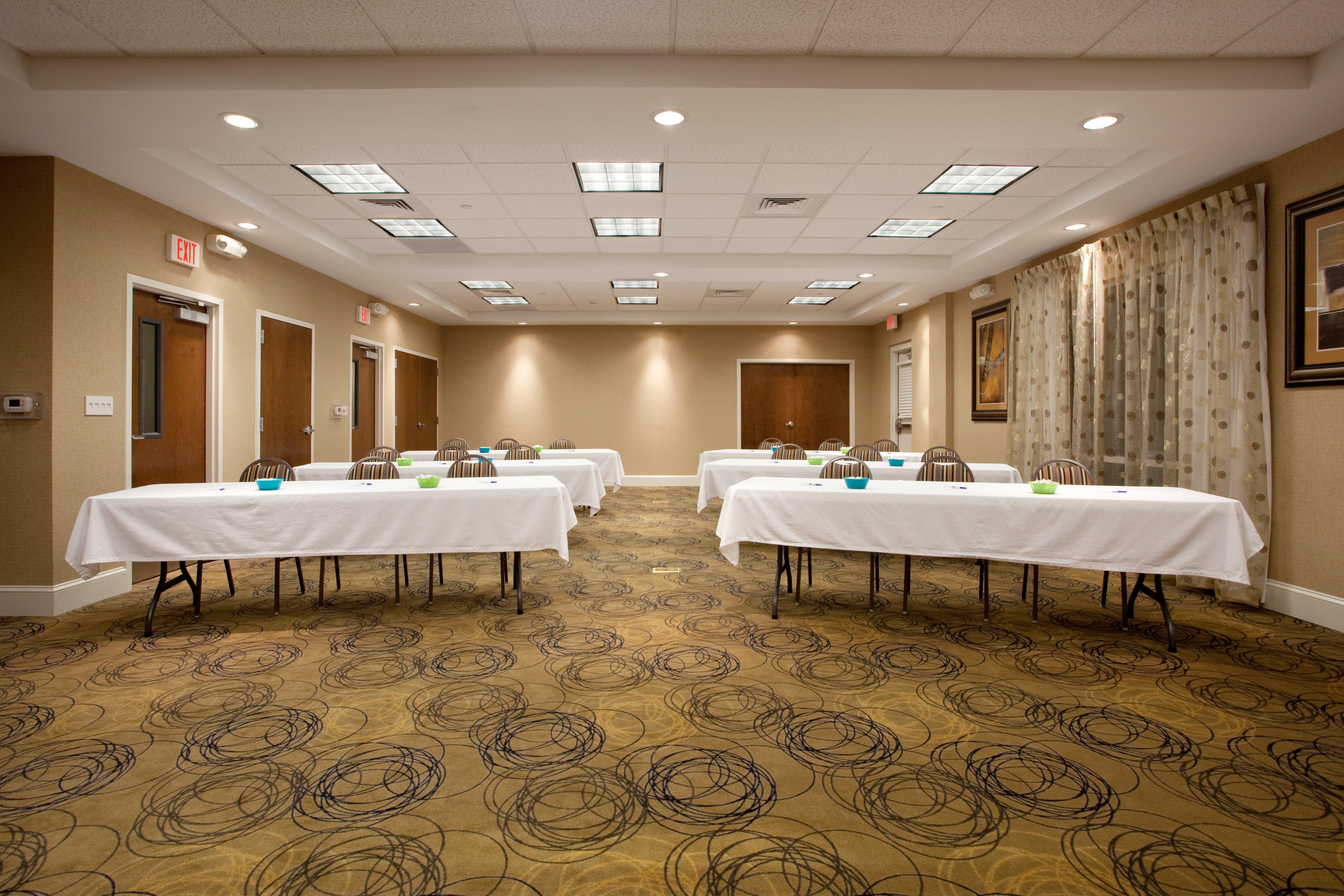 Express By Ihg Pembroke