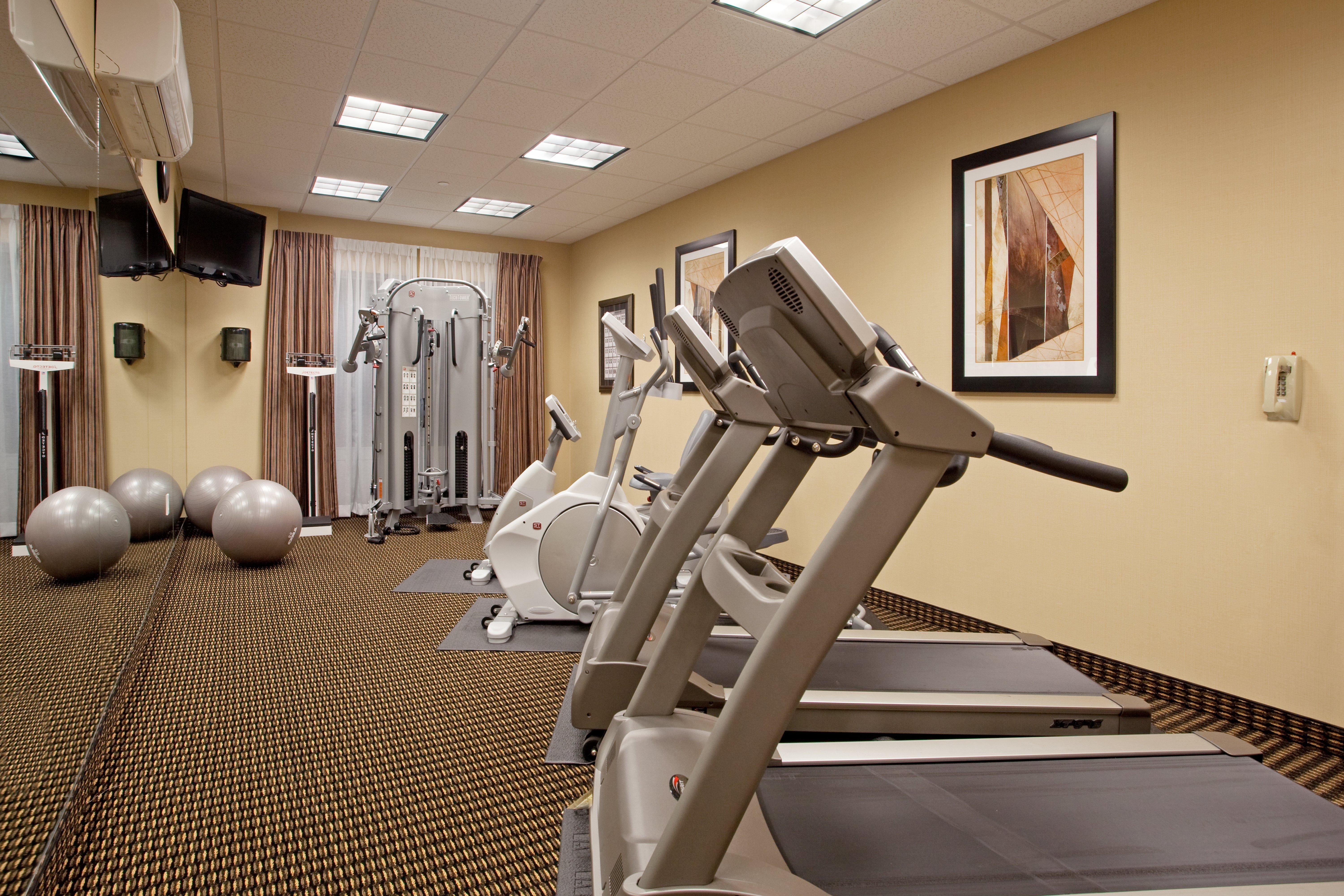 Express By Ihg 2* Pembroke