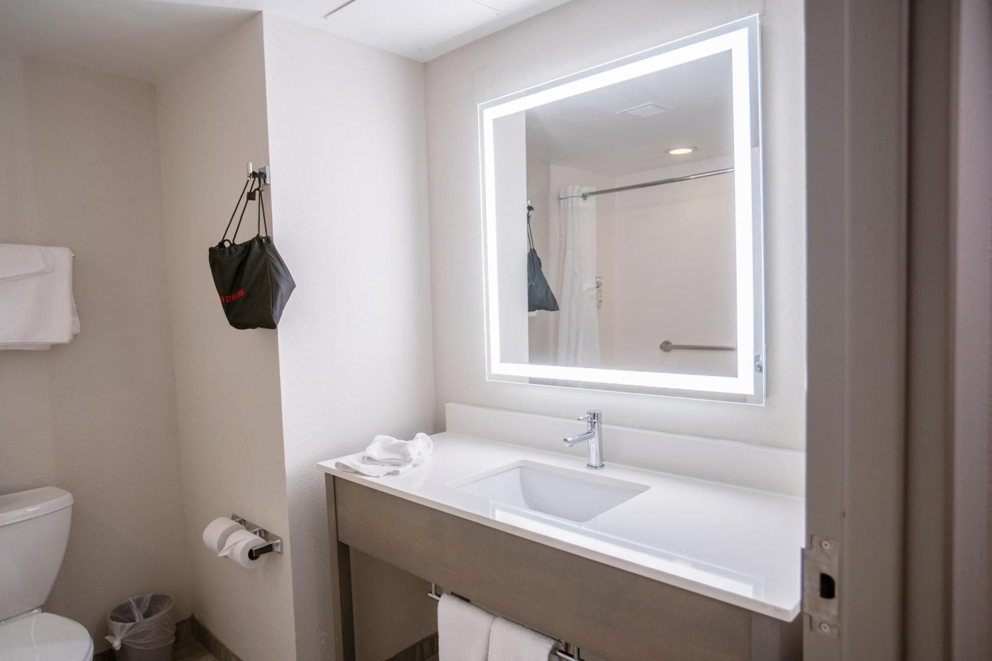 Hotel Express By Ihg