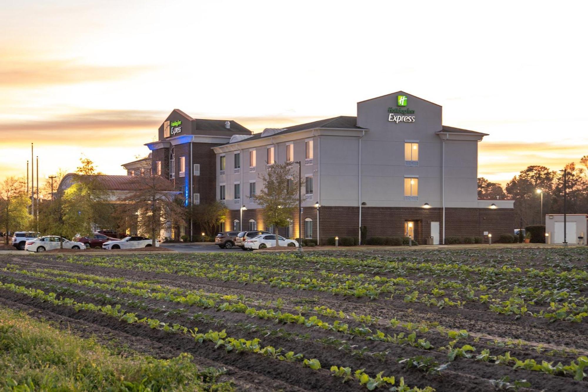Hotel Express By Ihg