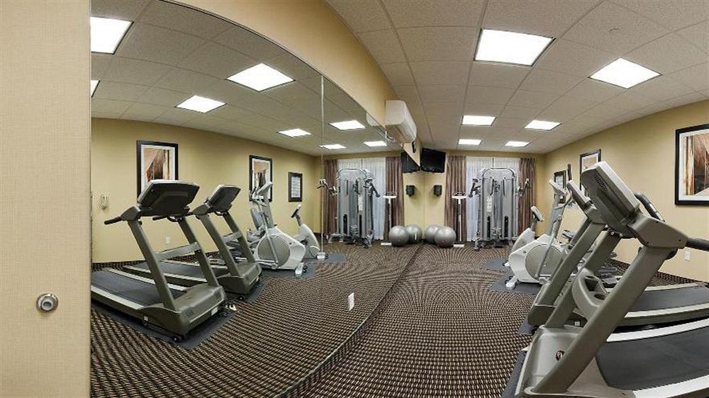 Express By Ihg 2* Pembroke